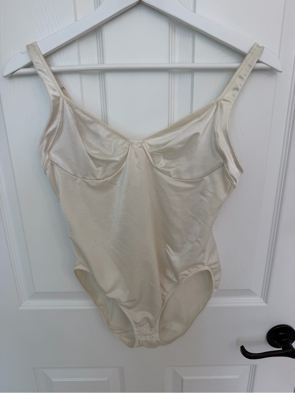 Donna Karan vintage 38 intimates bodysuit ivory women’s underwire